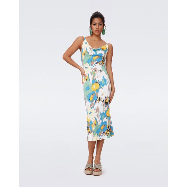 Up to 50% off signature DVF pieces during Final Sale.