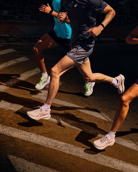 asics: Free retro camera photo session with Instagram activity completion at CATALOG…