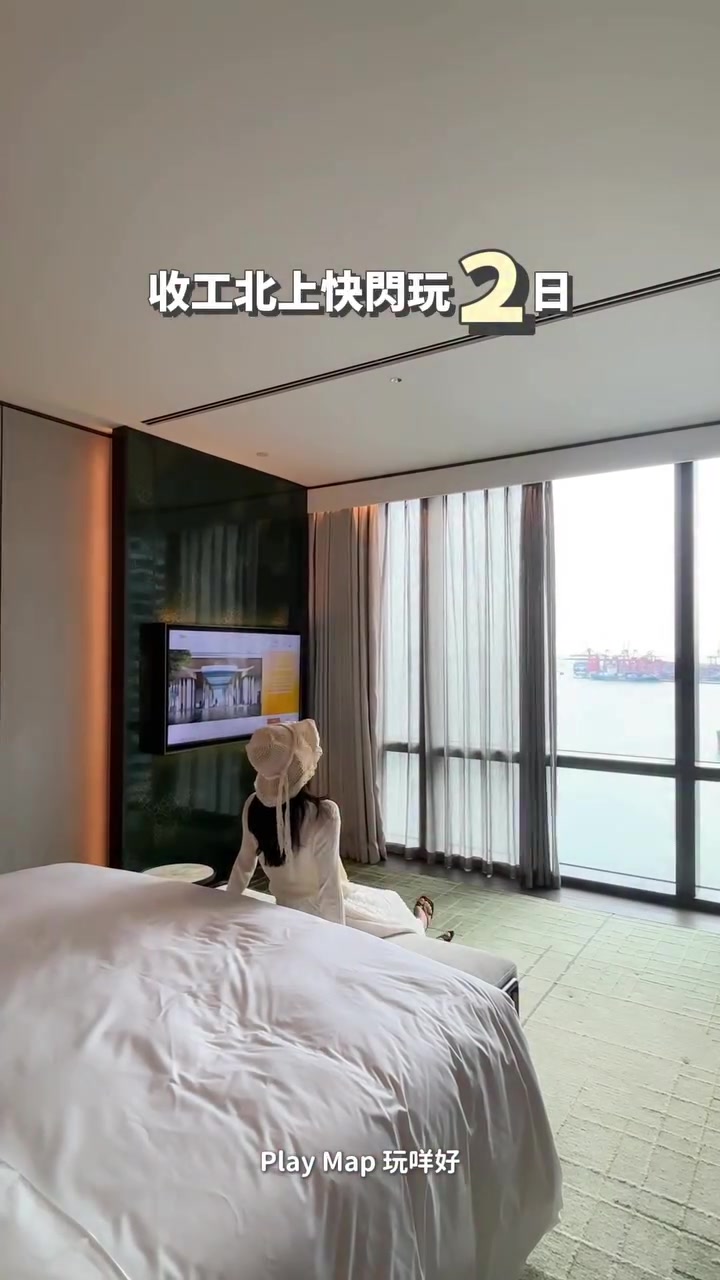 每週五限時搶購優惠：酒店券最高減HK$200（五折）或飲品券滿HK$21減HK$20，只需100G幣。