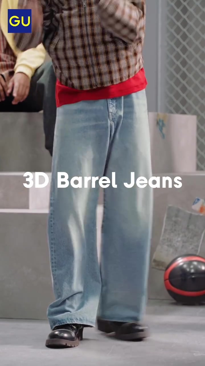 3D Barrel Jeans available for HK$179 during Golden Week limited-time promotion.
