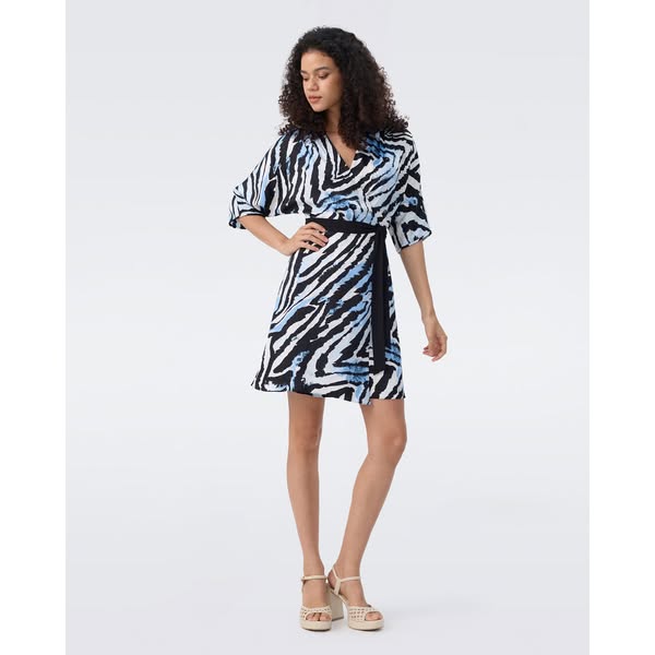 Up to 25% off select DVF fall designs for the new season.