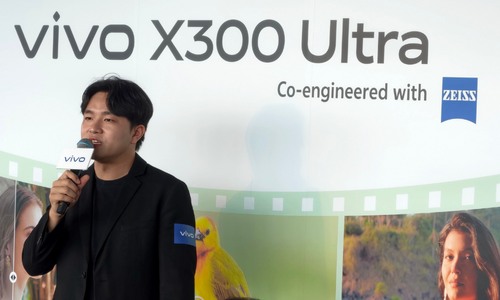 CSL — Pre-order vivo X300 Ultra and receive over HK$4,100 in gifts including a vivo Watch GT, extended warranty, and HK$200 credit.