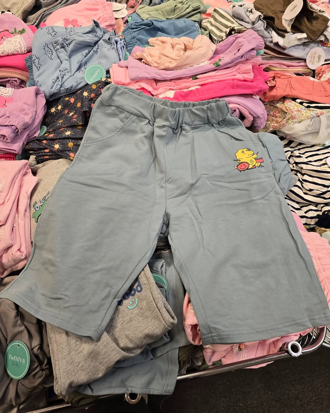 Harbour City Bazaar — Marathon sportswear mega sale with kids' clothing from HK$29/piece and selected summer items HK$49-99. Spend HK$100 to earn stamps for free DALLOYAU soft serve ice cream.