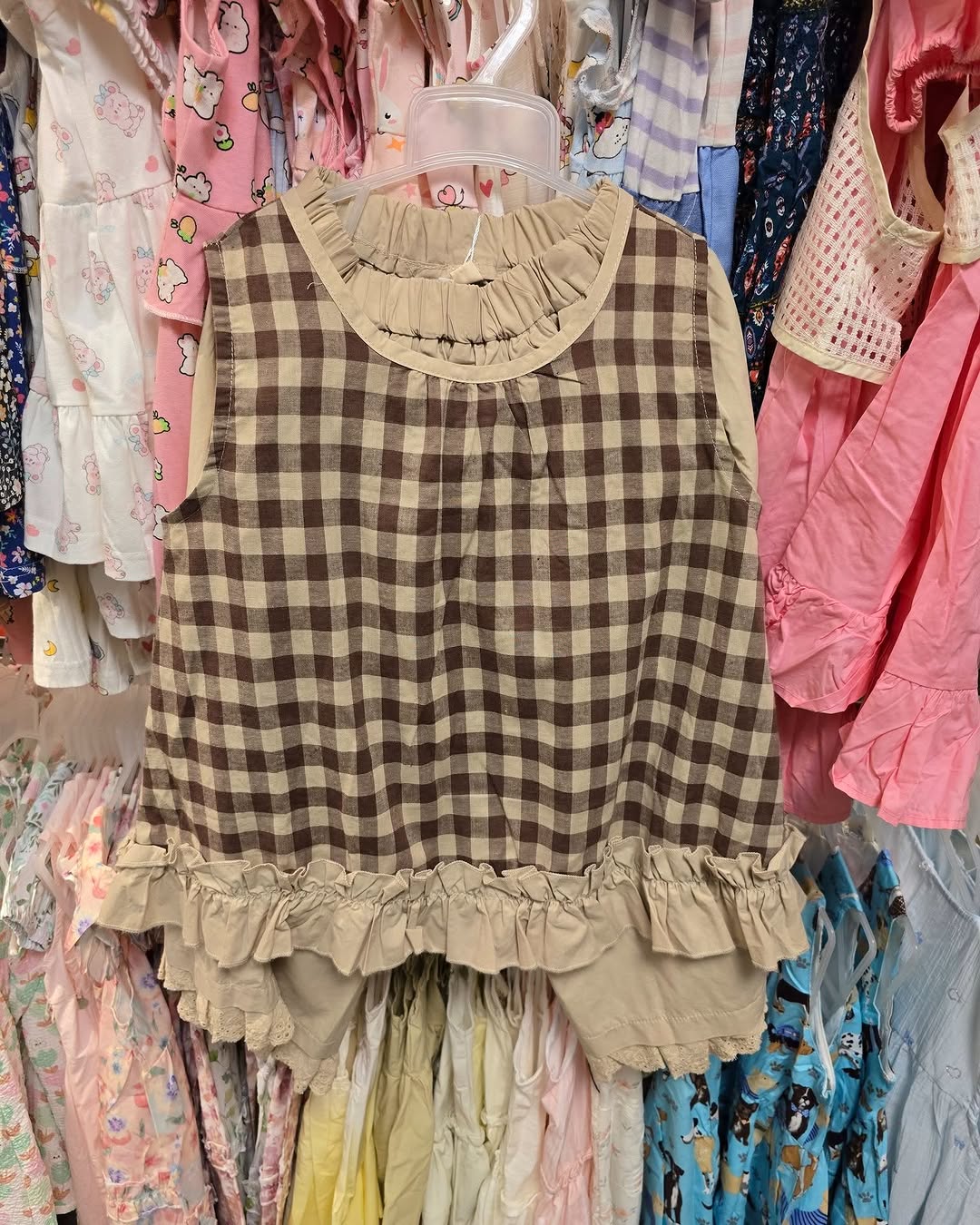 Harbour City Bazaar — Marathon sportswear mega sale with kids' clothing from HK$29/piece and selected summer items HK$49-99. Spend HK$100 to earn stamps for free DALLOYAU soft serve ice cream.