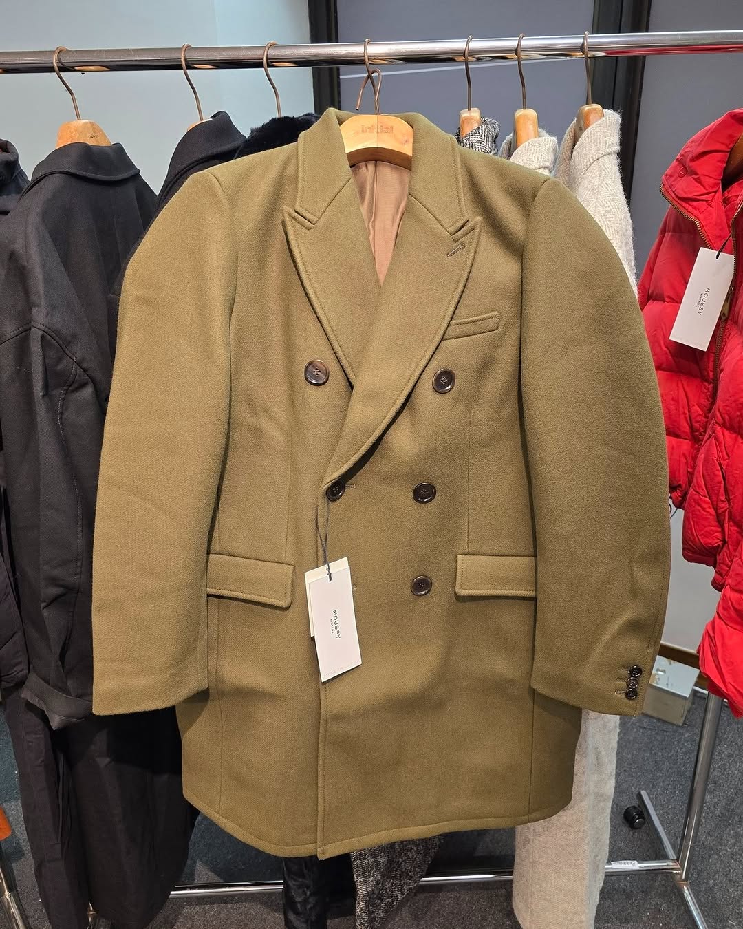 Harbour City Bazaar — Buy 1 item at 60% off, buy 3 items at 80% off. Selected items from Japanese fashion brand MOUSSY as low as HK$100.