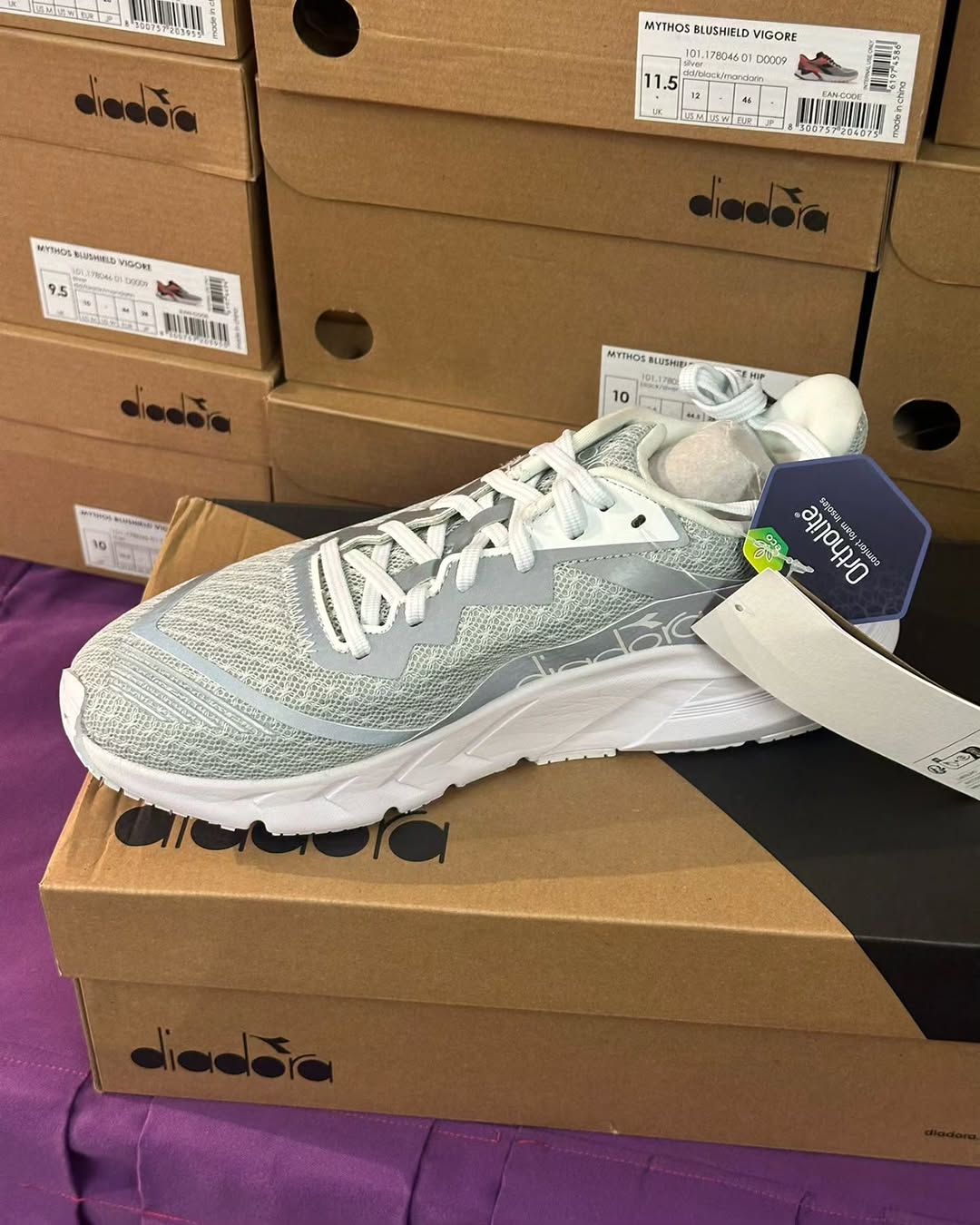 Bazaar (Times Square) — Clearance sale on athletic footwear from Vivobarefoot (from HK$500), NNormal (from HK$750), and Diadora (from HK$200). Eye care services with 20% discount.