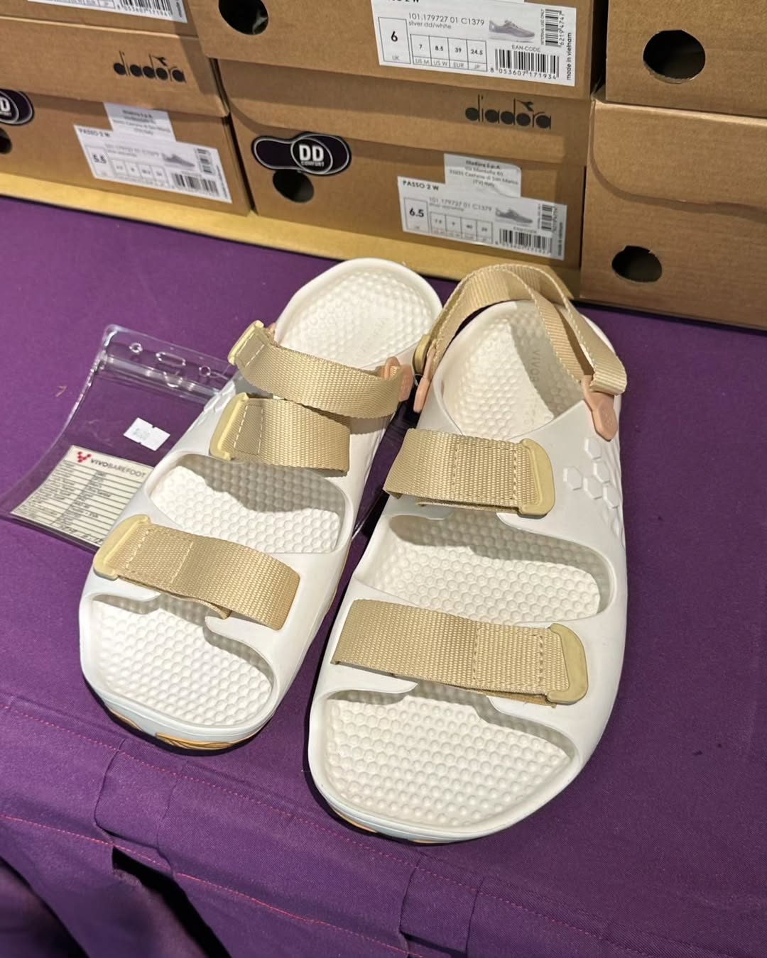 Bazaar (Times Square) — Clearance sale on athletic footwear from Vivobarefoot (from HK$500), NNormal (from HK$750), and Diadora (from HK$200). Eye care services with 20% discount.