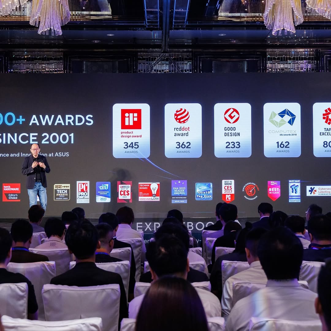 CSL — Purchase ASUS ExpertBook Ultra and receive free ASUS ZenWifi BD4 (HK$1,099) and Now TV 2026 Football Pass (HK$980). Existing customers get 18% off.