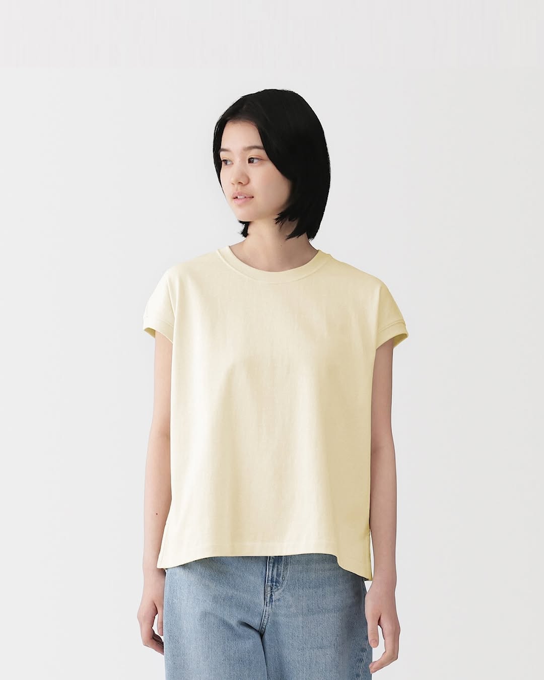 MUJI: Get 20% off selected organic cotton double-layer plain weave short-sleeve…
