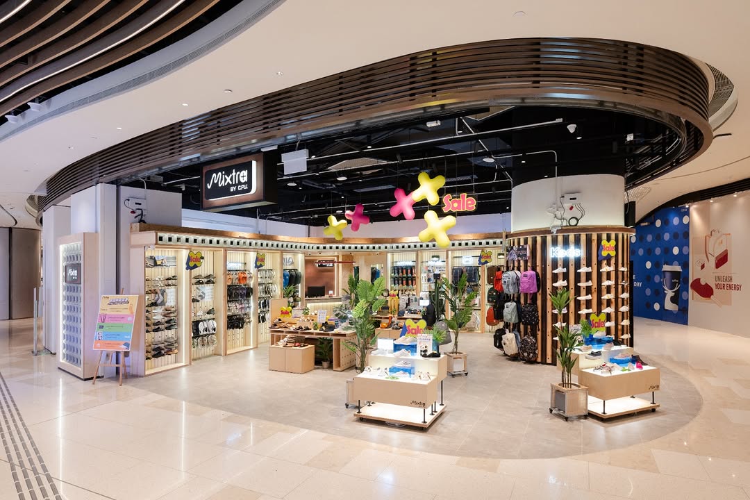 C.P.U.: Opening special: Free gifts with purchases from multiple brands. Herschel free…