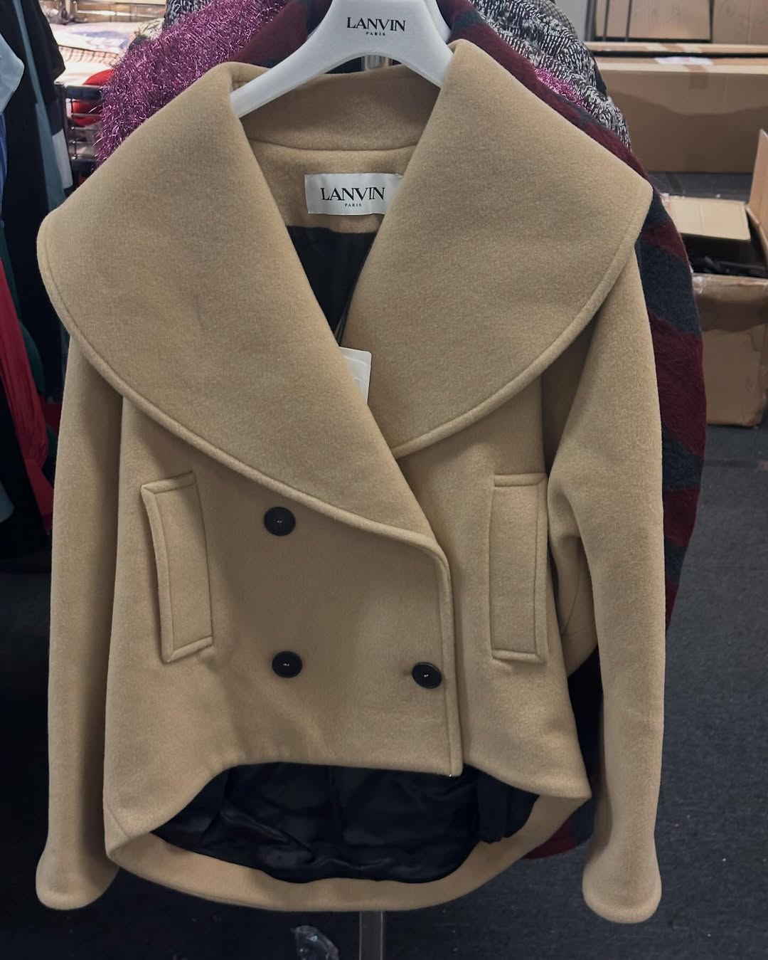 Times Square Bazaar — LANVIN and Wolford warehouse sale with up to 85% off clothing, shoes, hosiery and intimates. Stockings from HK$150 per pair.