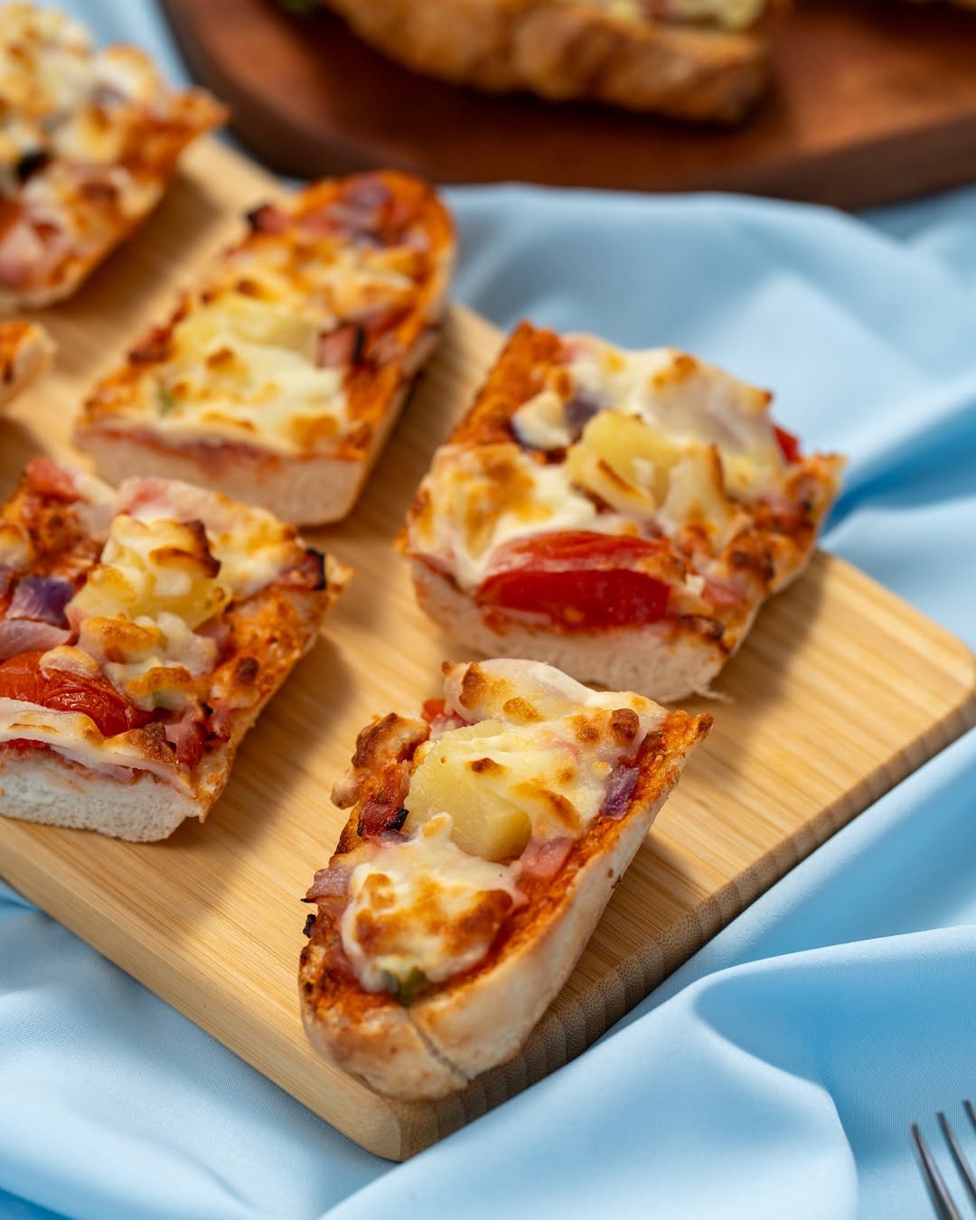 delifrance — Cuisine Rewards members get 20% off catering pre-orders for boat parties.