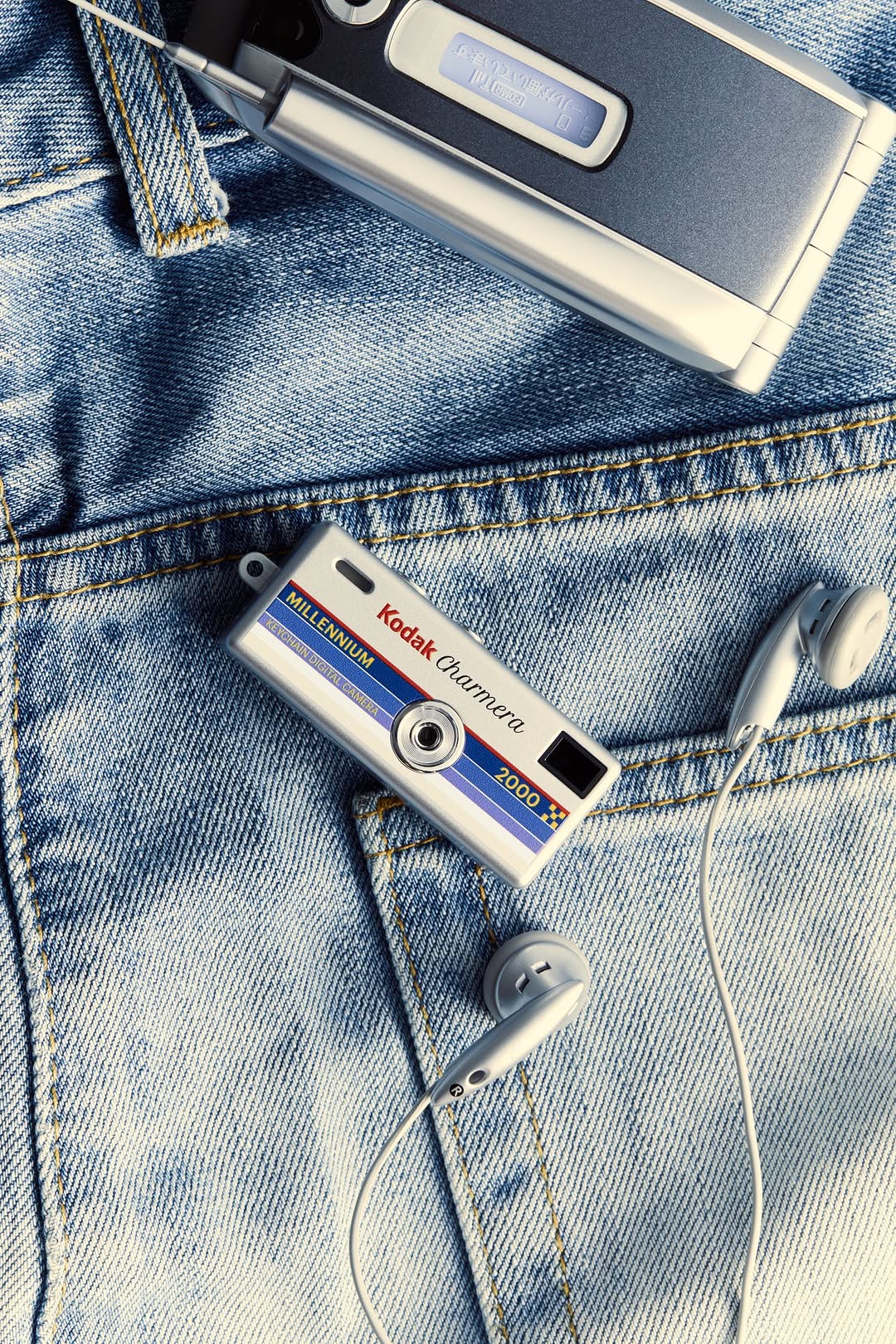 Wing On — Download Wing On Rewards app to enjoy exclusive shopping offers on Kodak Charmera cameras.