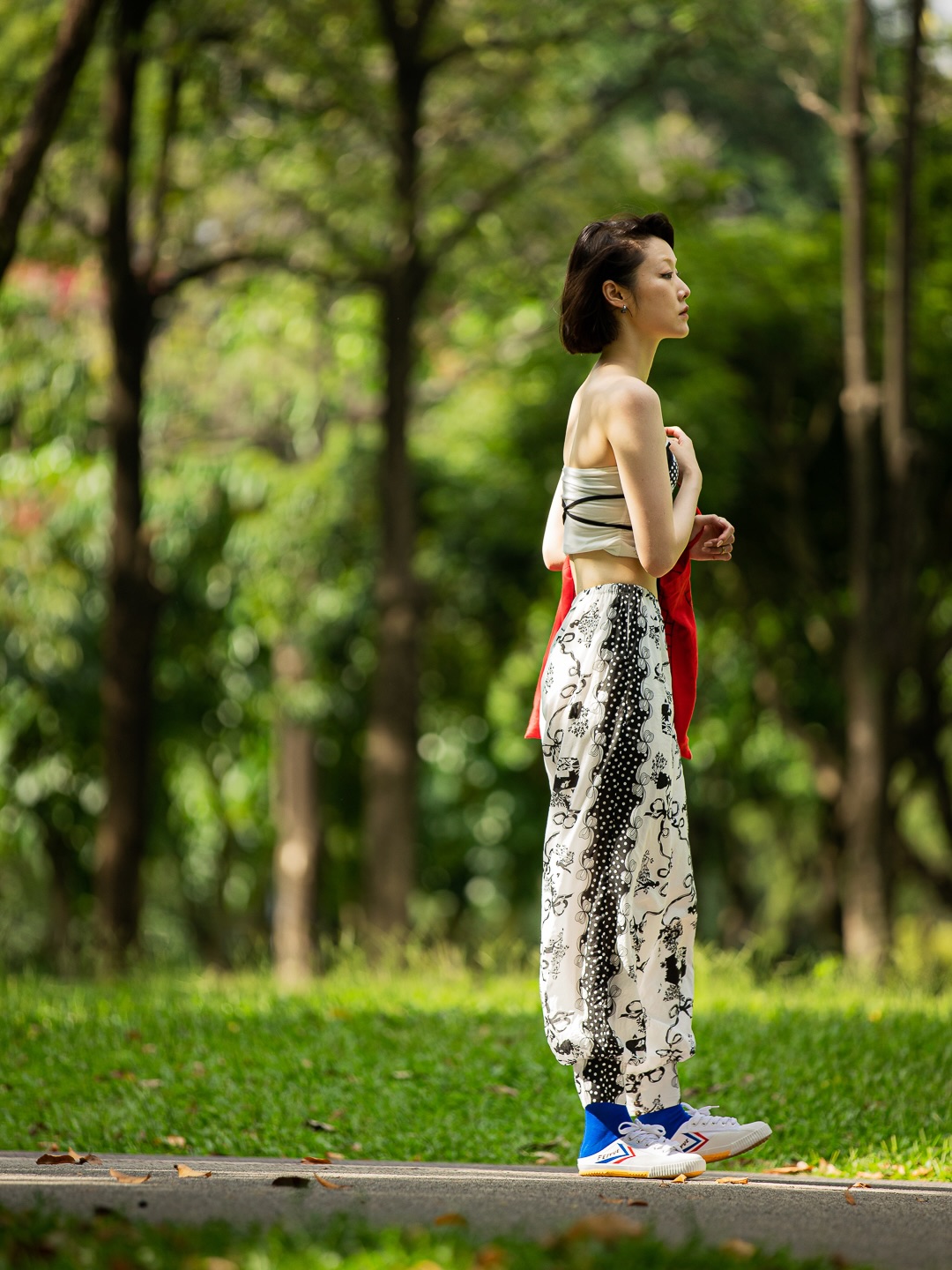 dafu — Free local shipping on Coral White Slippers purchase at HKD $379.