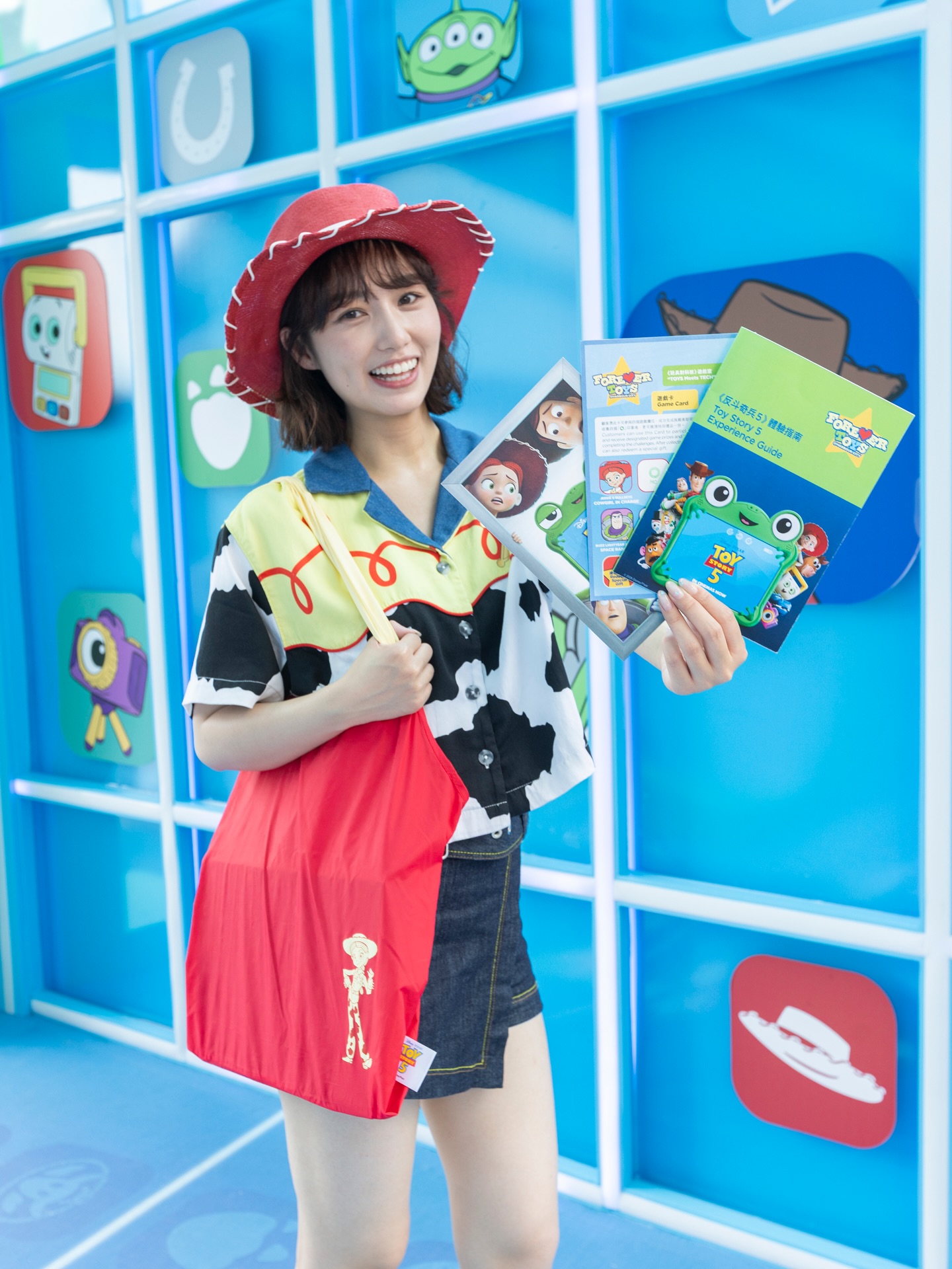 Harbour City — Game card for HK$60 unlocks unlimited access to Toy Story 5 playroom challenges with exclusive gifts. Special bundle includes game card, stamp rally booklet, and eco tote blind box.