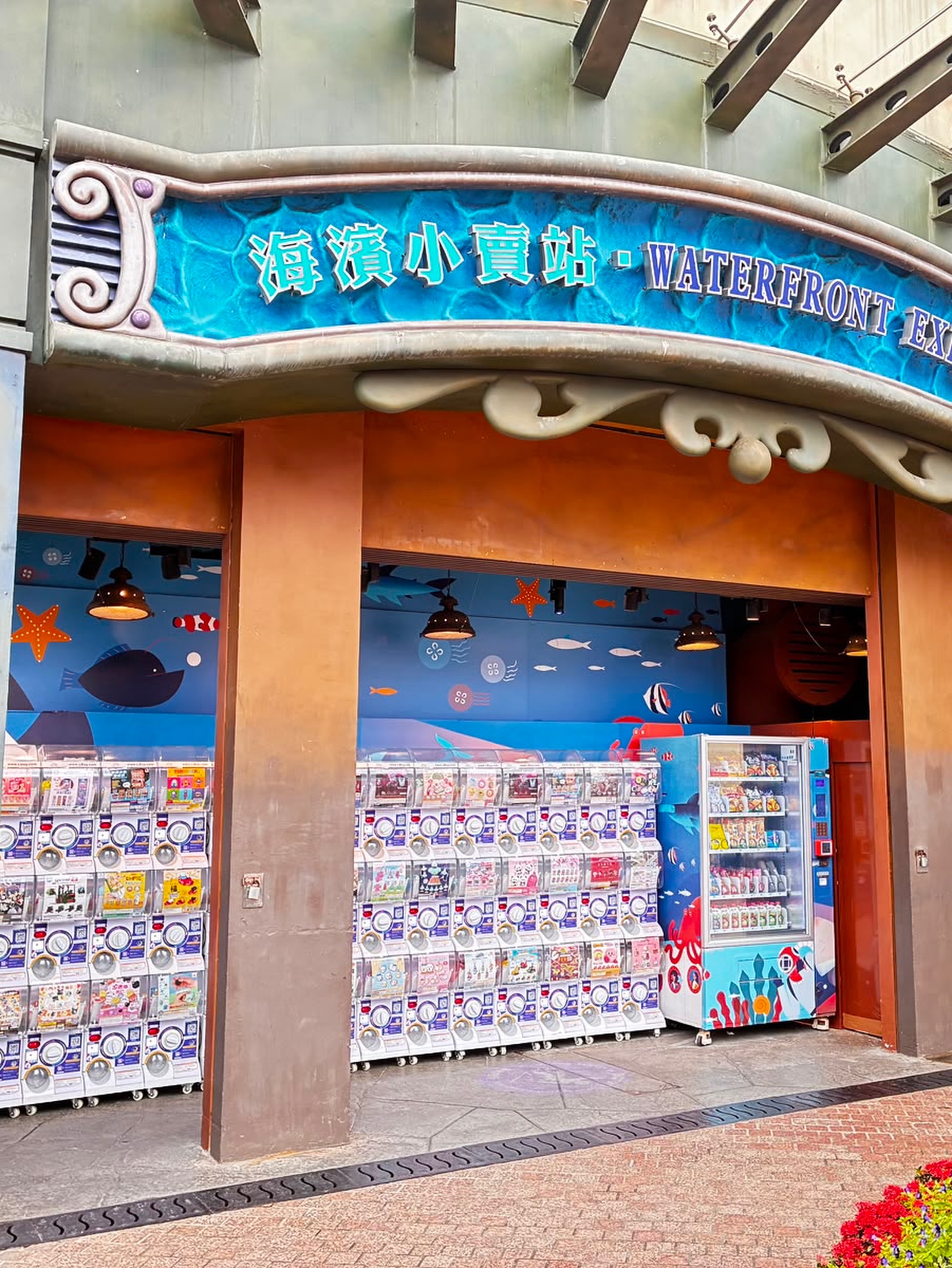lbuy — First app users get HK$20 off. Earn 1 free spin per 10 spins. Collect LDollar points with unlimited cashback.