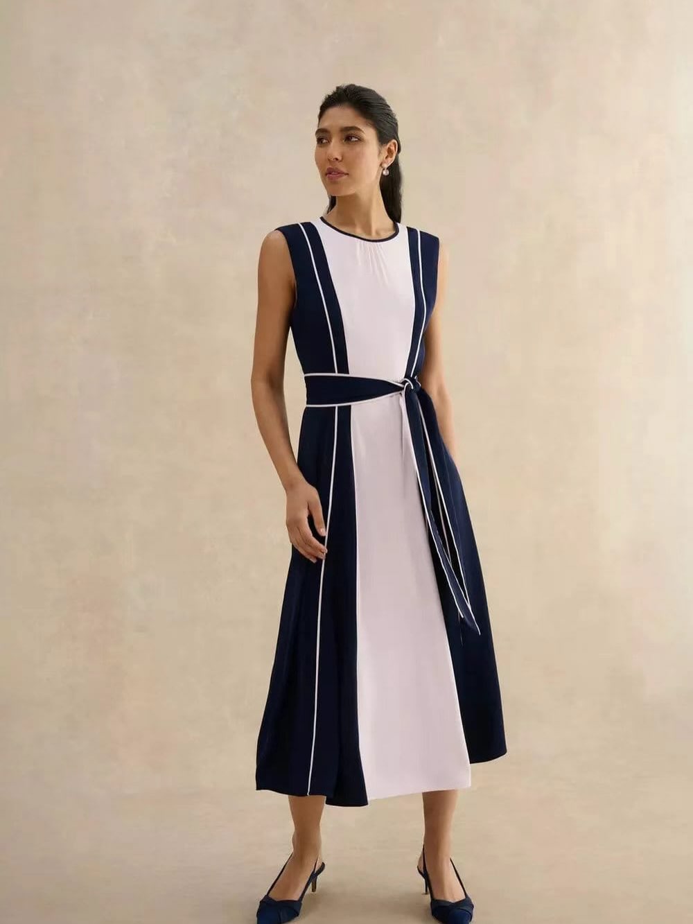 Hobbs — Extra 10% off all sale items at Hobbs London across multiple Hong Kong locations.