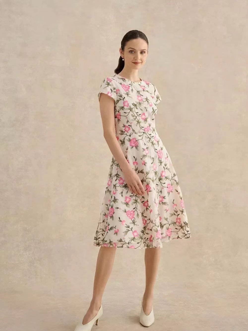 Hobbs — Extra 10% off all sale items at Hobbs London across multiple Hong Kong locations.