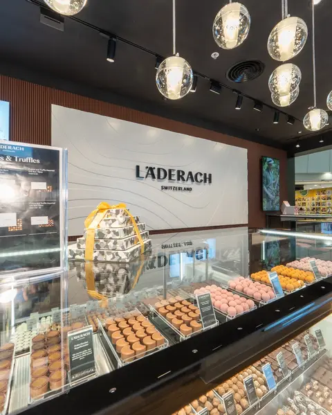 apm: Spend HK$800 at apm Läderach to receive a complimentary 4-piece handmade…