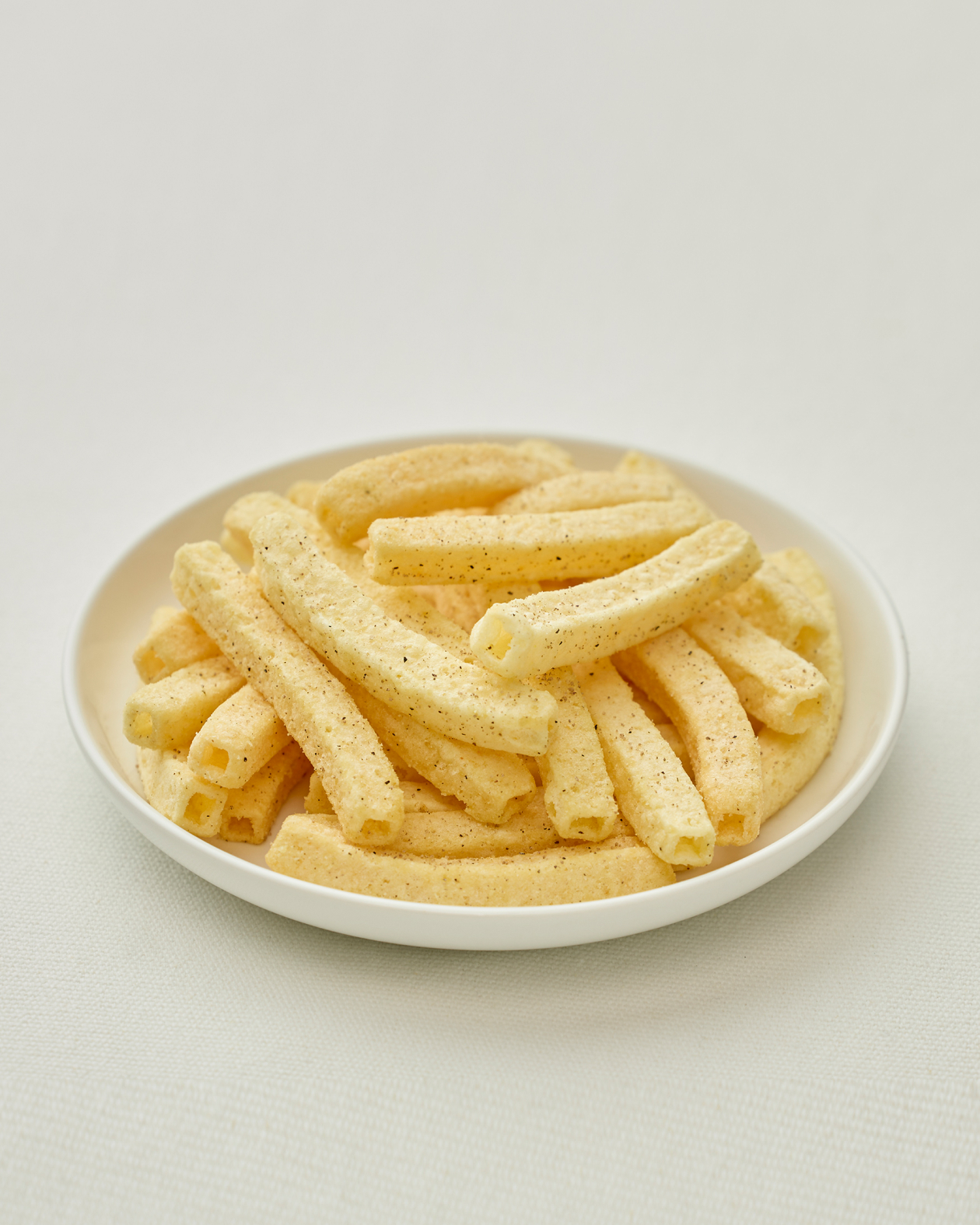 MUJI — 10% off pasta-shaped potato snacks in 3 flavors. Valid until September 6, while stocks last.