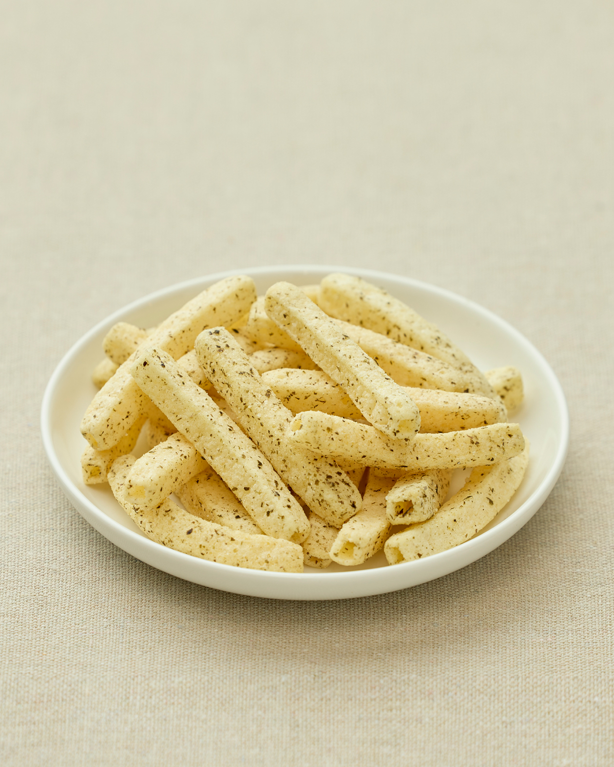 MUJI — 10% off pasta-shaped potato snacks in 3 flavors. Valid until September 6, while stocks last.
