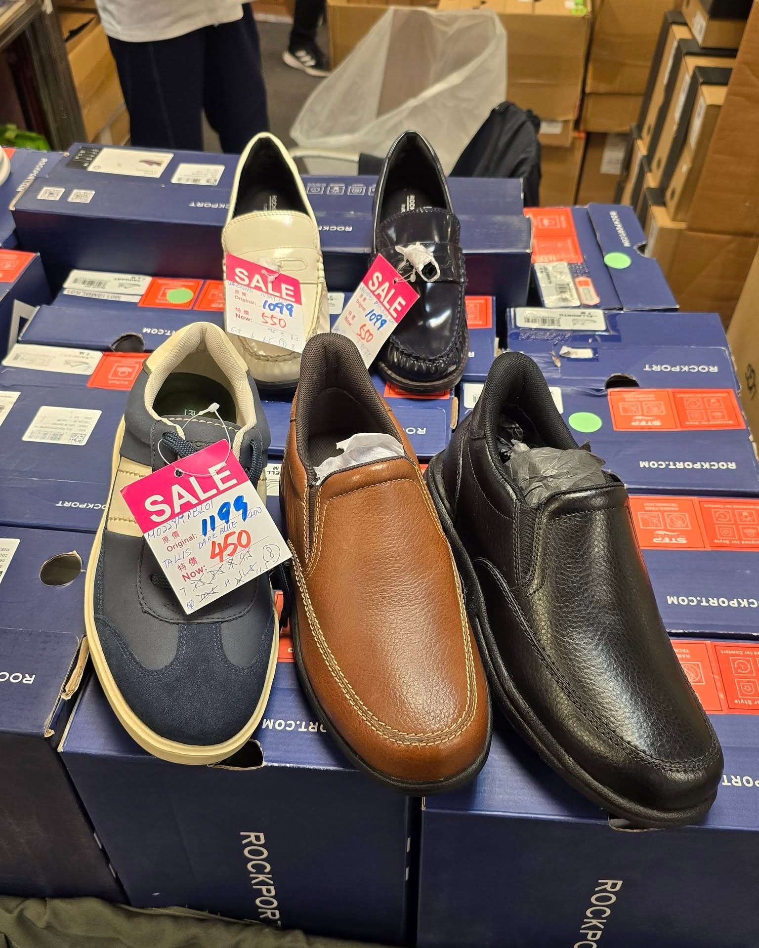 Harbour City Bazaar — Spend HK$500 on branded shoes (Crocs, Teva, Rockport, UGG) and get HK$50 off.