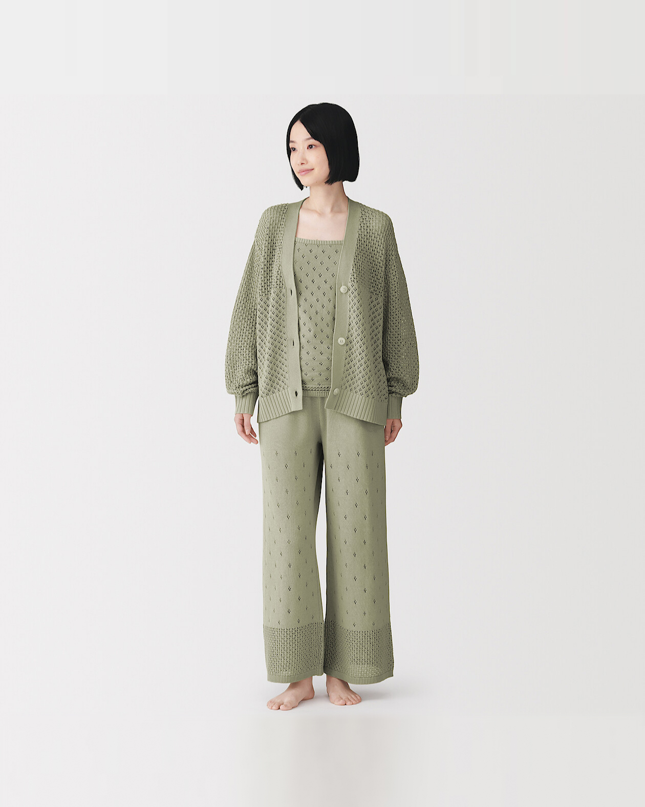 20% off selected organic cotton openwork knit series from now until October 4. Limited stock available.