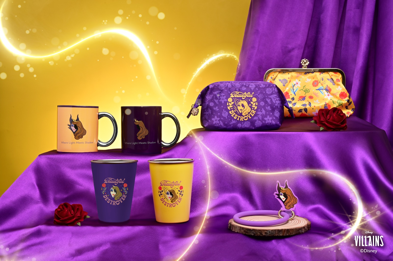 Free Disney Villains themed gift with purchase of selected electronics products from now until November 30.
