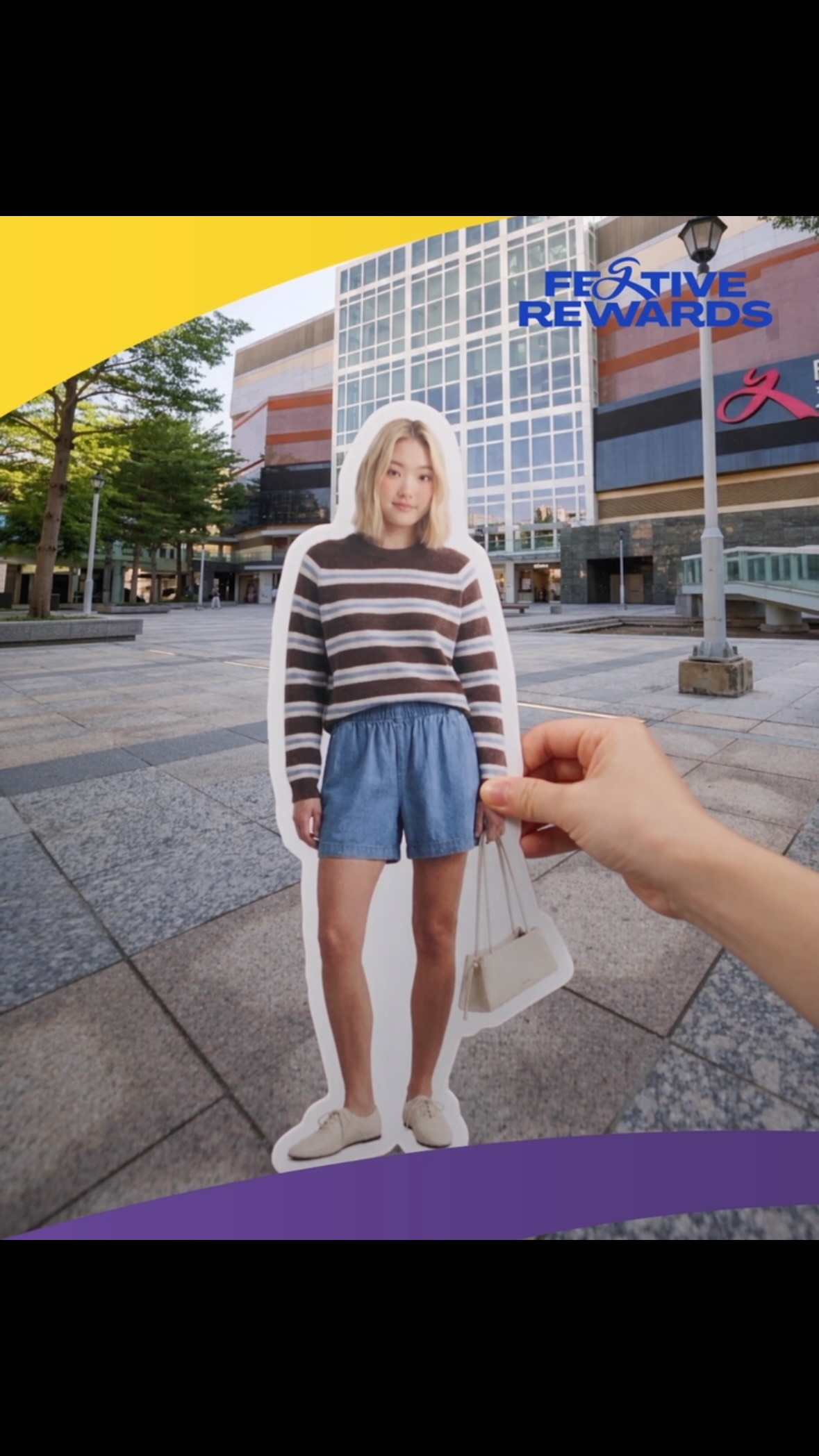 festival walk — Spend HK$1,800–3,499 for HK$50 e-voucher or HK$3,500+ for HK$100 e-voucher. sim Credit Card holders get HK$300 e-gift on Fridays with HK$1,000+ spend.