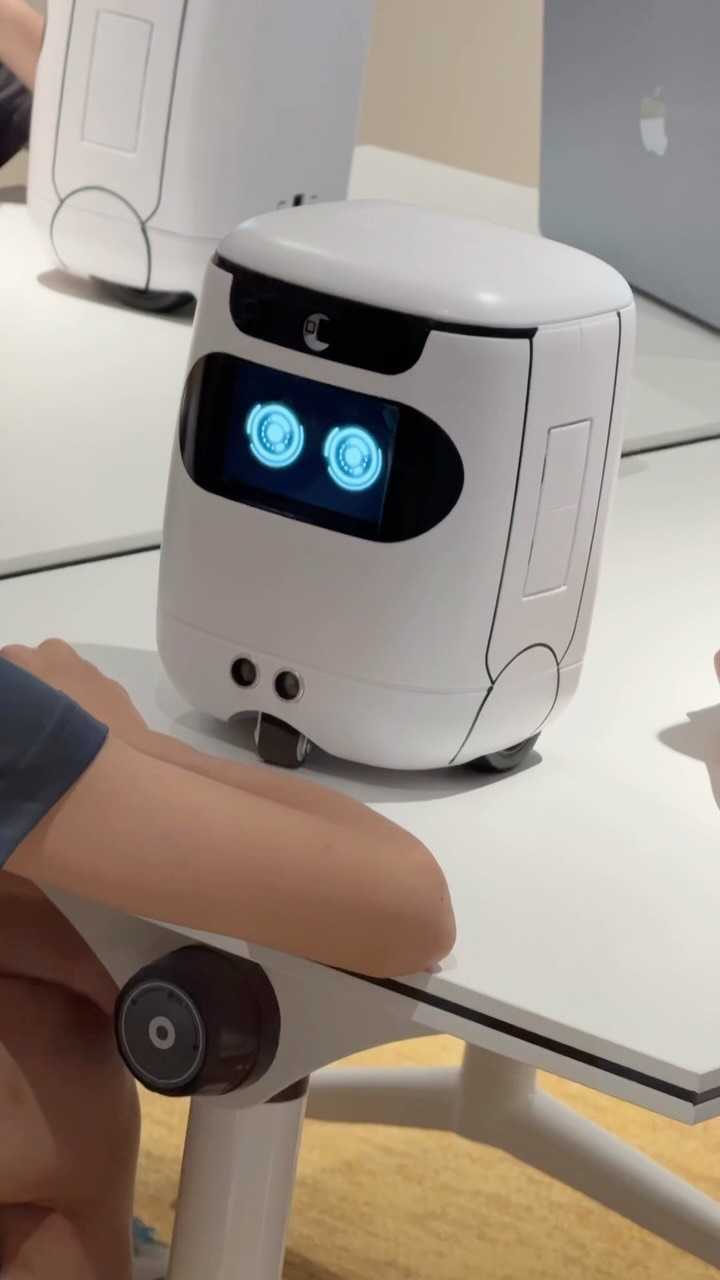 Limited-time trial class at 58% off: HK$200 for 60-min AI coding experience (regular HK$480).