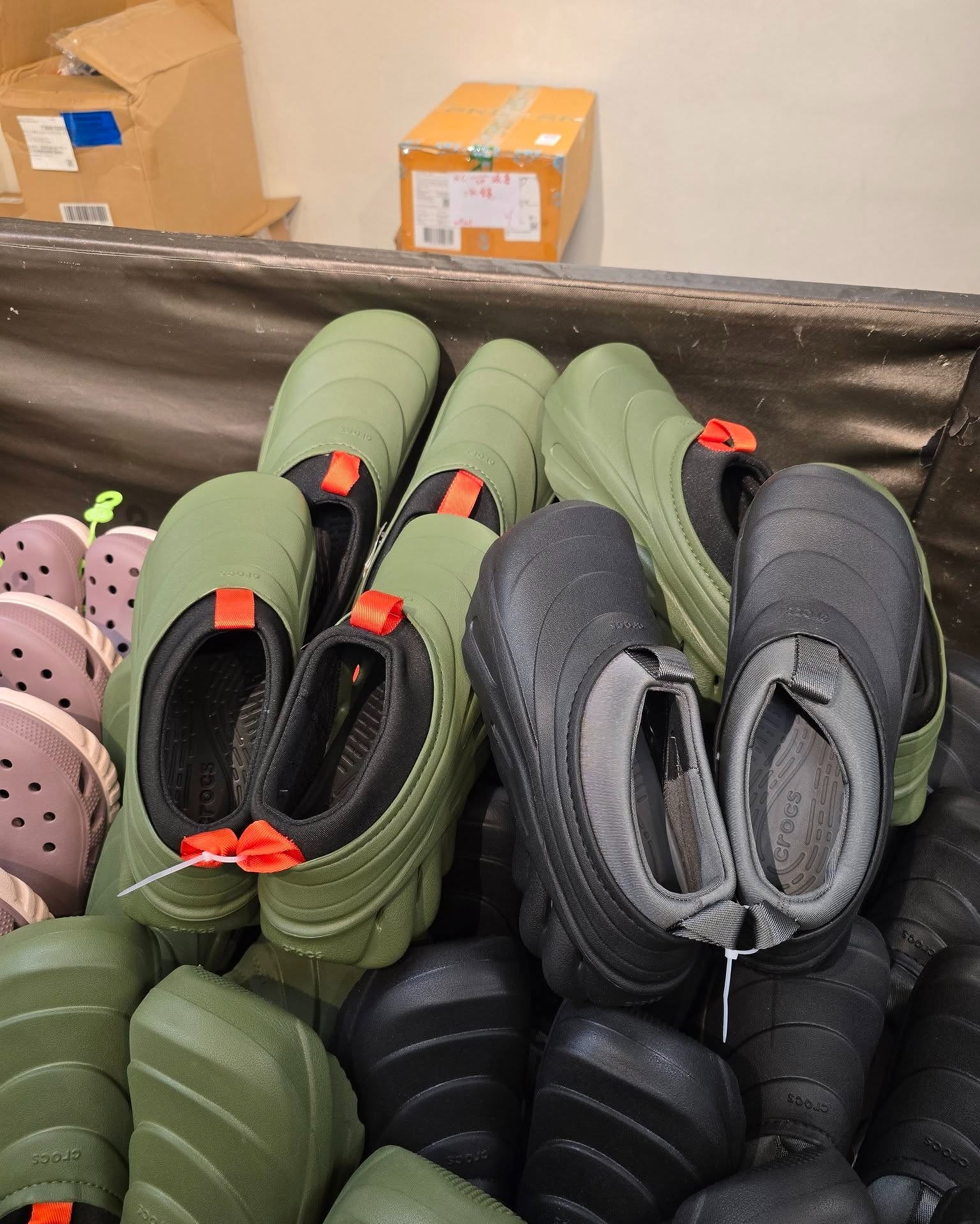 Harbour City Bazaar — Spend HK$500 on selected shoes (Crocs, Teva, Rockport, UGG) and get HK$50 off.
