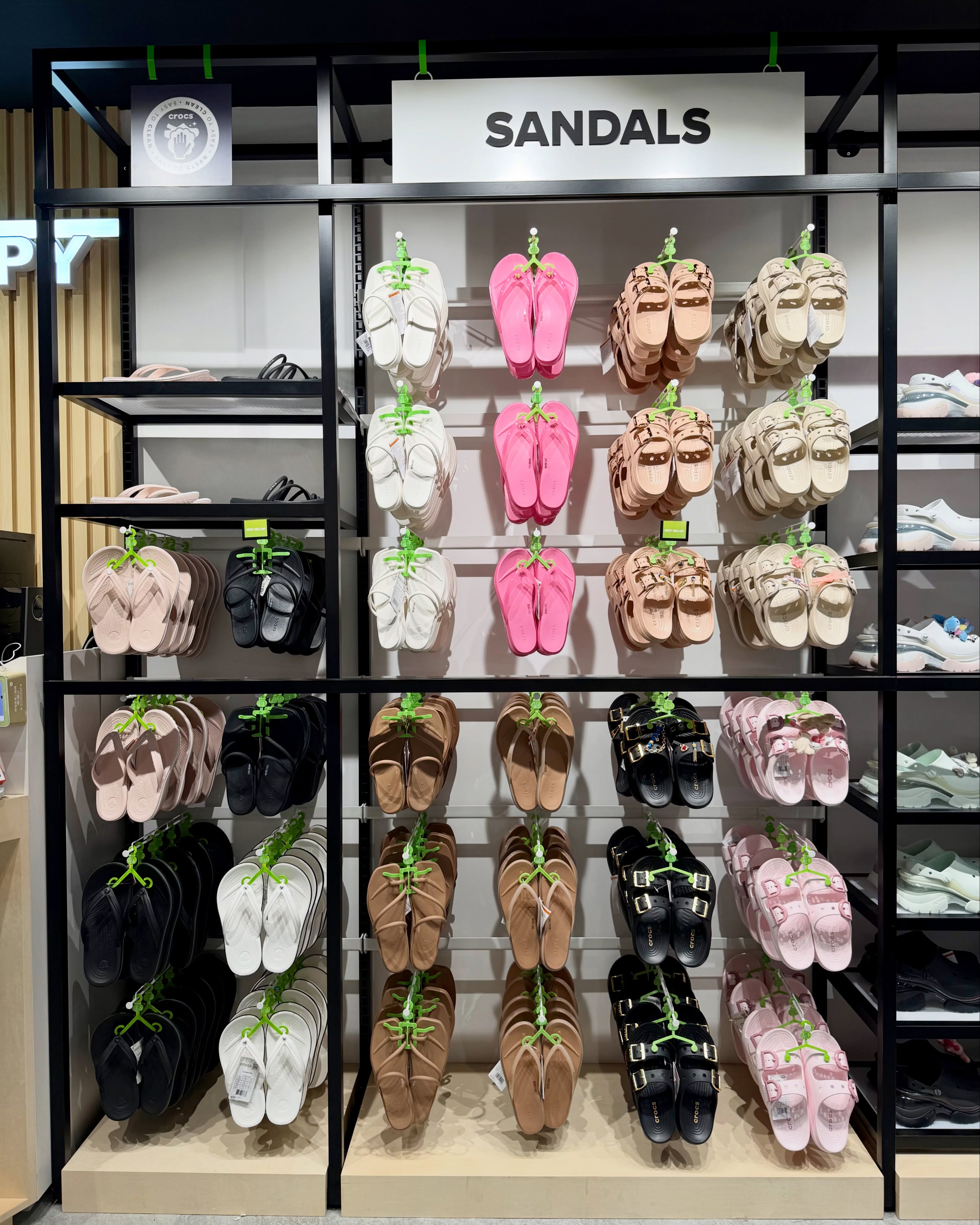 Crocs — Store opening offers: free Crocs keychain with HK$600 spend, Jibbitz bundle deals (buy 5 get 2, buy 8 get 4, buy 10 get 5), free Jibbitz with full-price shoe purchase.