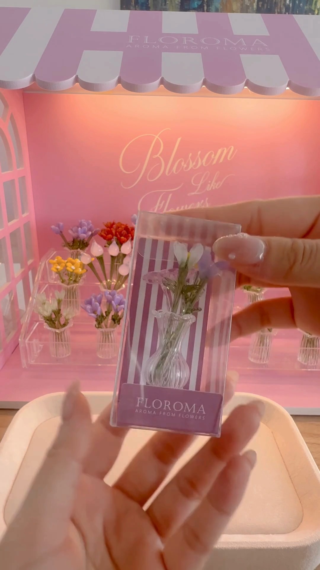 floroma — Workshop booking fee fully credited toward FLOROMA fragrance purchase. Free DIY glass flower arrangement experience.