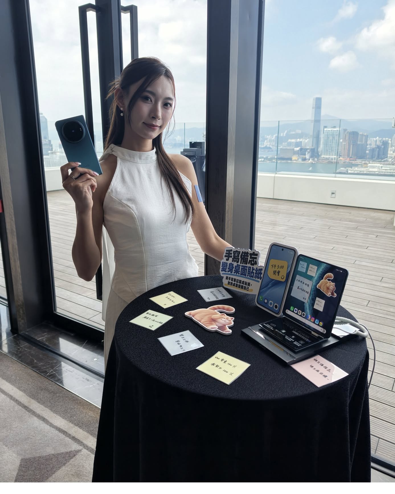 CSL — Purchase vivo X Fold6 or X500 Series and receive up to HK$3,600 gift bundle plus 10,000 HKT.AI points. Additional HK$200–650 discount with UnionPay card.