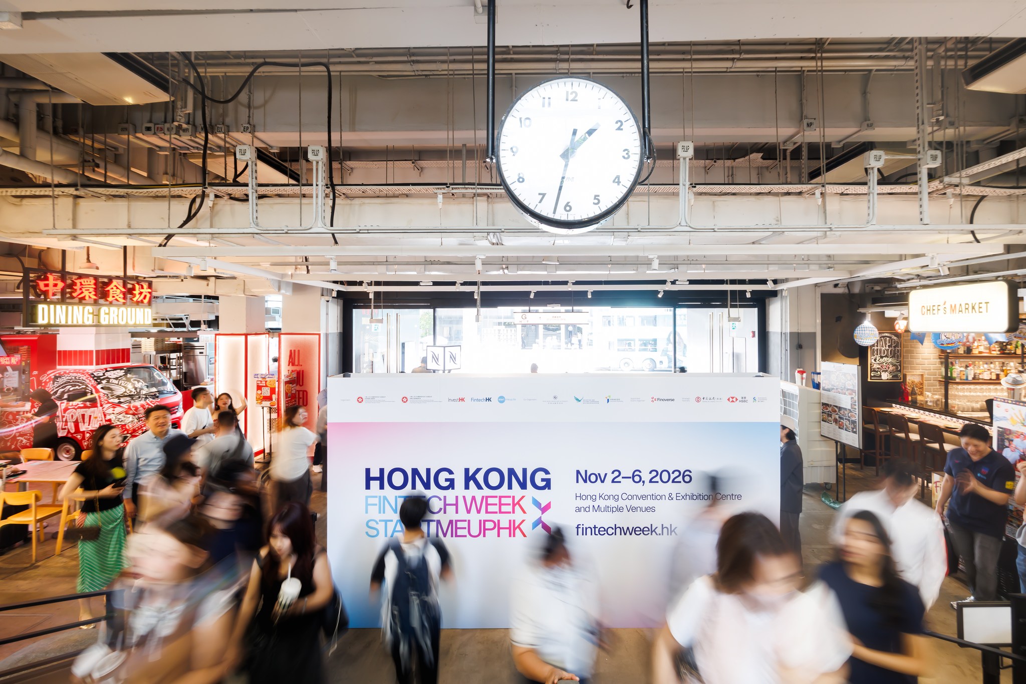 香港金融科技週期間在中環街市Café Eight快閃站免費派發Nespresso精選飲品。