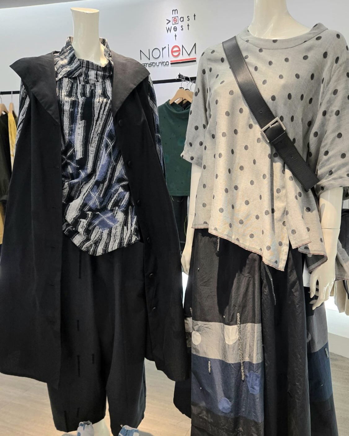 JIU Collection商品最高減80%。銷售期間庫存有限。