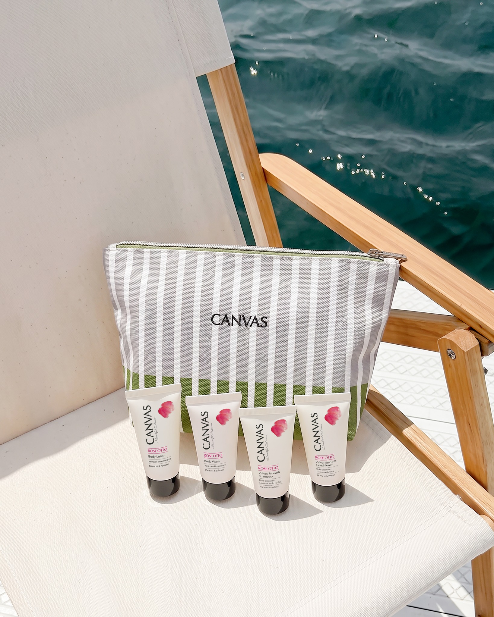 Free gift bundle (cosmetic pouch, mask, hand cream, moisturiser) worth HK$555 with rose body care travel set purchase online.
