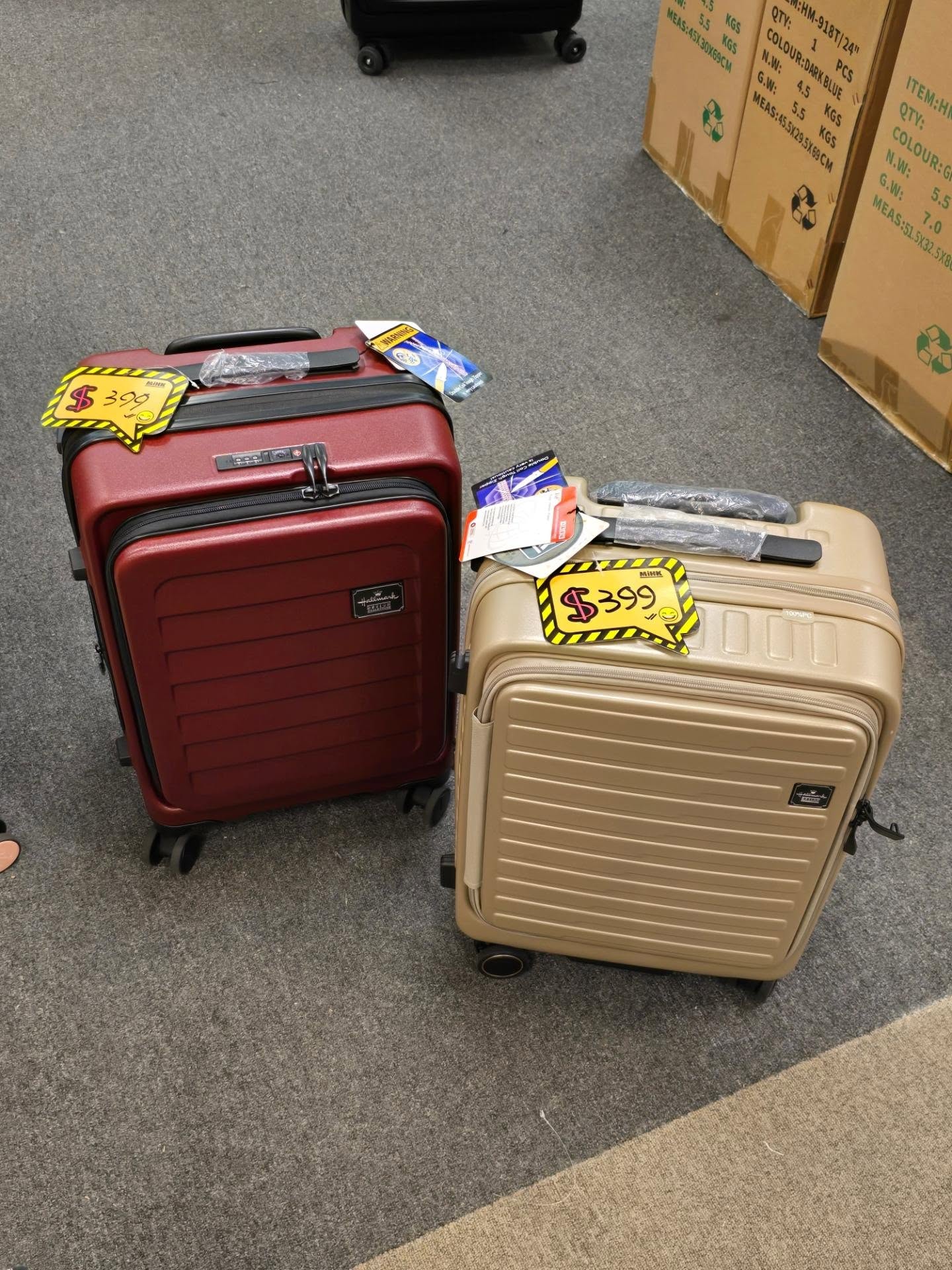 American Tourister行李箱低至三折；套裝價低至$792；陳列品清貨價$399起。數量有限，熱門款式快速售罄。