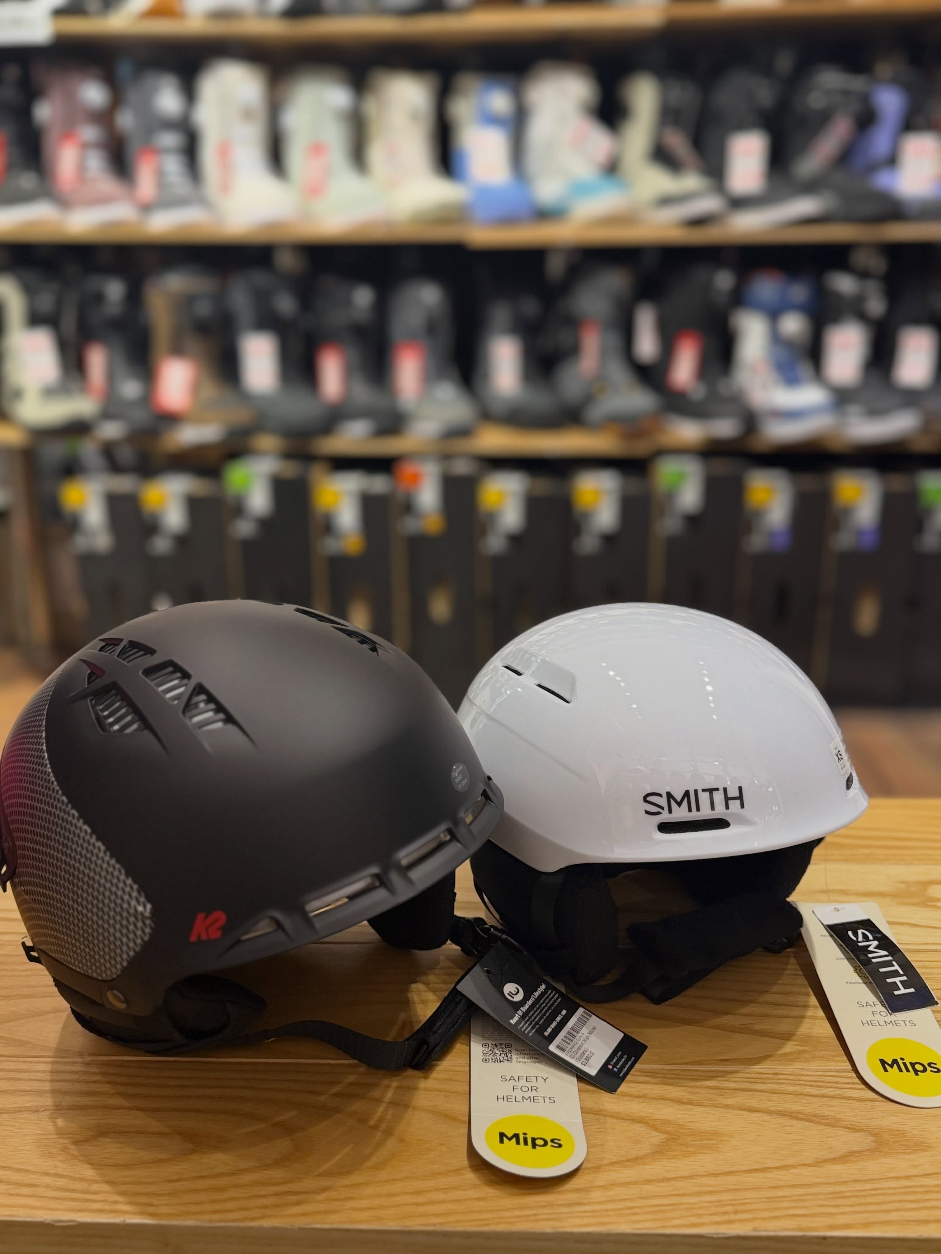 island wake — Snow Sale on multiple ski helmets at Island Wake Causeway Bay store with discounts available.