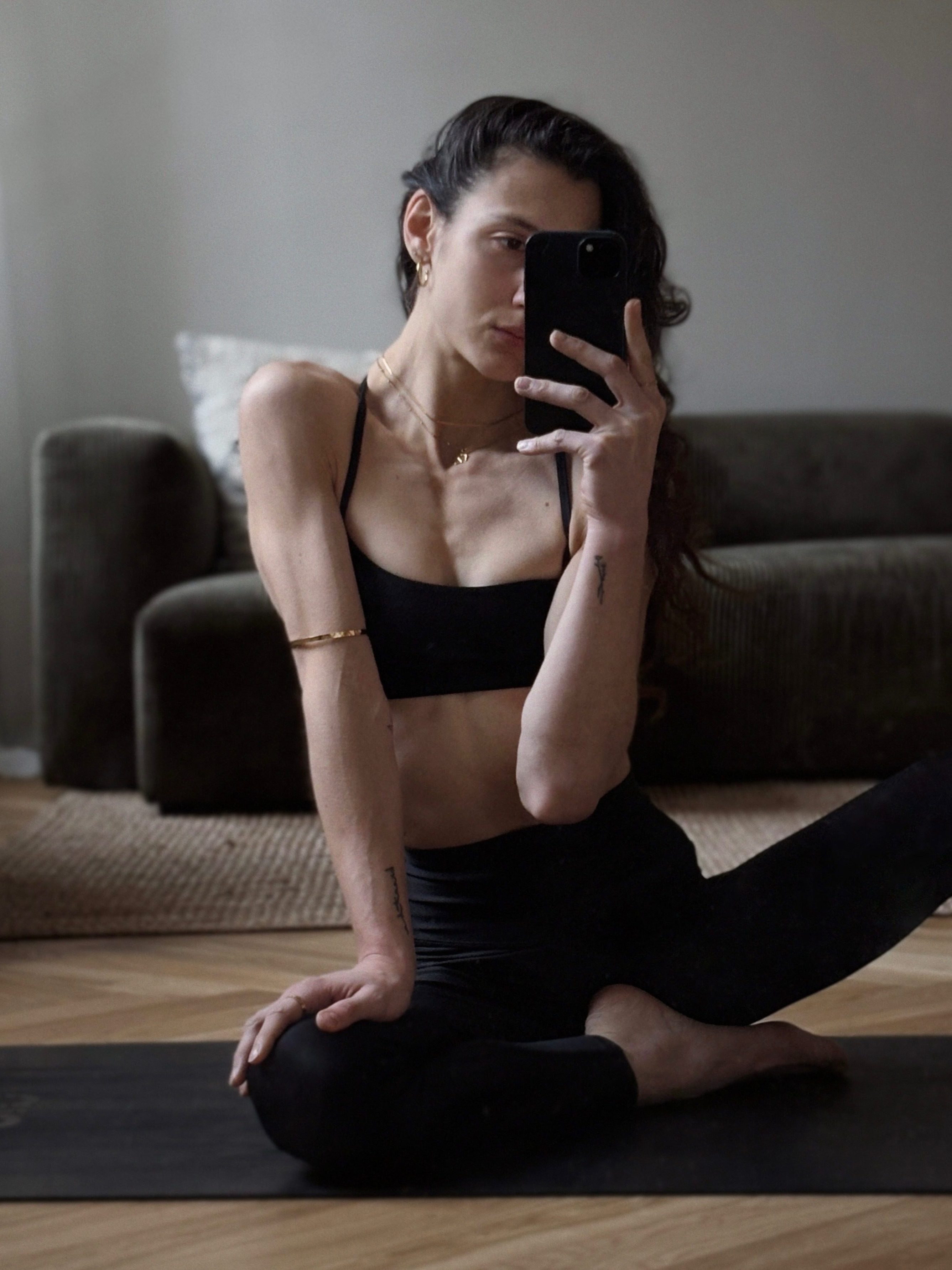 alo — Join ALO Access membership to receive 30% off sitewide.