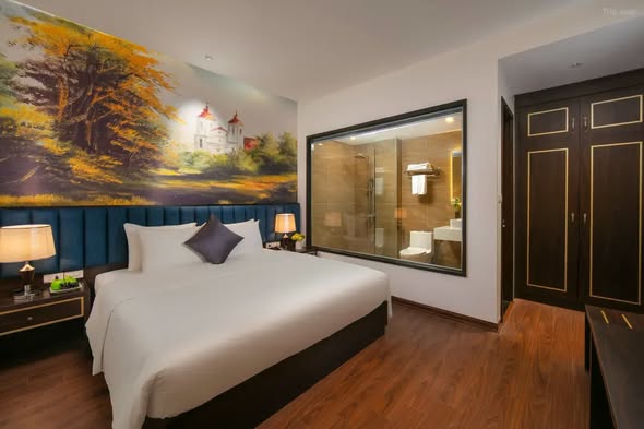 Hanoi 4-star hotel at 40% off from HK$193/night, includes breakfast.
