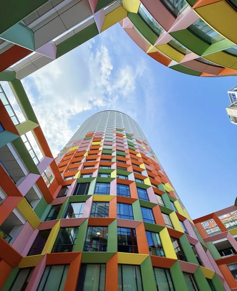 hopegoohk — Hotel package at HK$751 including 2 breakfasts and exploration museum tickets for families during summer holidays.