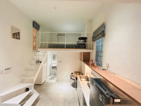Ho Chi Minh City loft apartments from HK$287 per night.