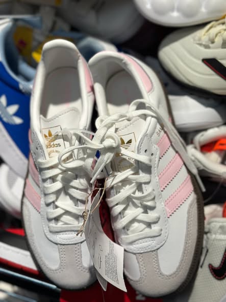 Times Square Bazaar — Marathon warehouse sale on casual wear and sports brands with discounts. Event runs July 22-27.