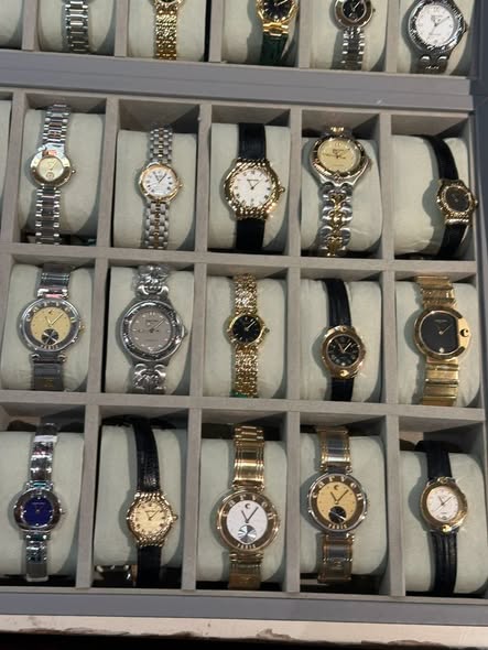 Times Square Bazaar — Watch clearance sale with up to 45% off Swiss and Japanese brands. Prices from HK$500.