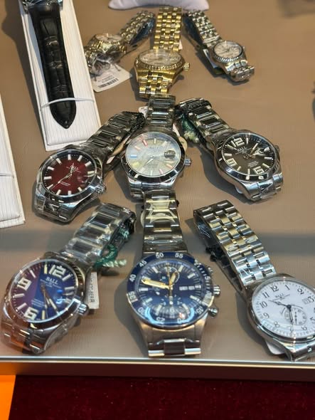Times Square Bazaar — Watch clearance sale with up to 45% off Swiss and Japanese brands. Prices from HK$500.