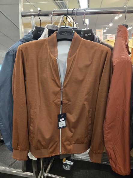 Times Square Bazaar — French HECHTER PARIS menswear and German Laurèl womenswear clearance sale with discounts up to 90% off selected items.