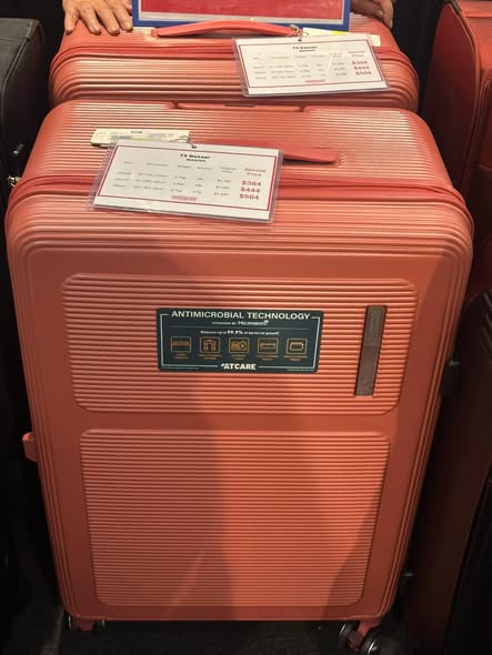 Times Square Bazaar: American Tourister Luggage From 70 260620 2DLHjl