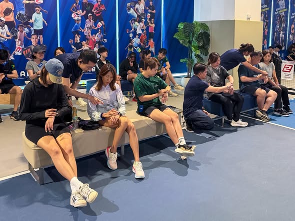 3HK — Free 3-month Apple Watch trial for selected 3 customers who participate in the Apple Watch and Pickleball experience activity.