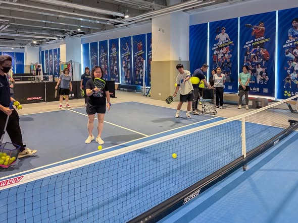 3HK — Free 3-month Apple Watch trial for selected 3 customers who participate in the Apple Watch and Pickleball experience activity.